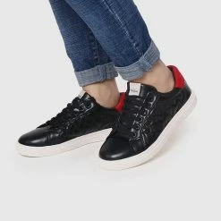 Milliot & Co Shoes Disney Mickey Spiritual Rounded Toe Sneakers (Black)