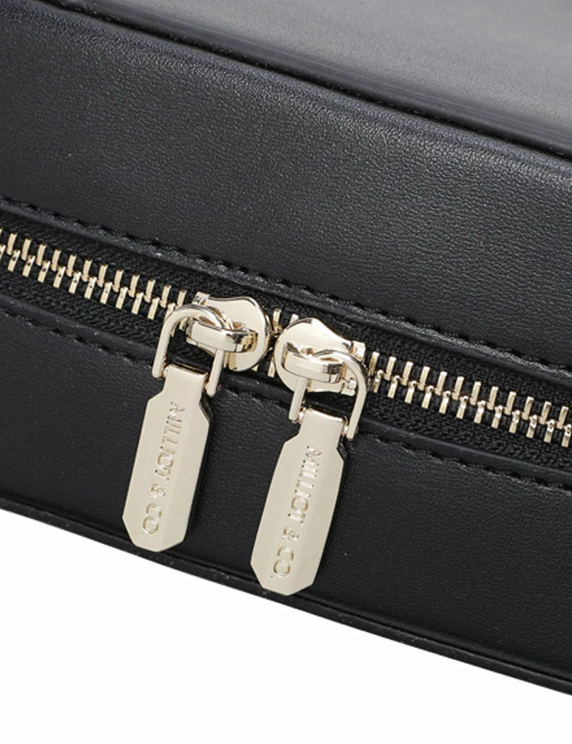 Milliotandco Bags Nora Sling Bag (Black)