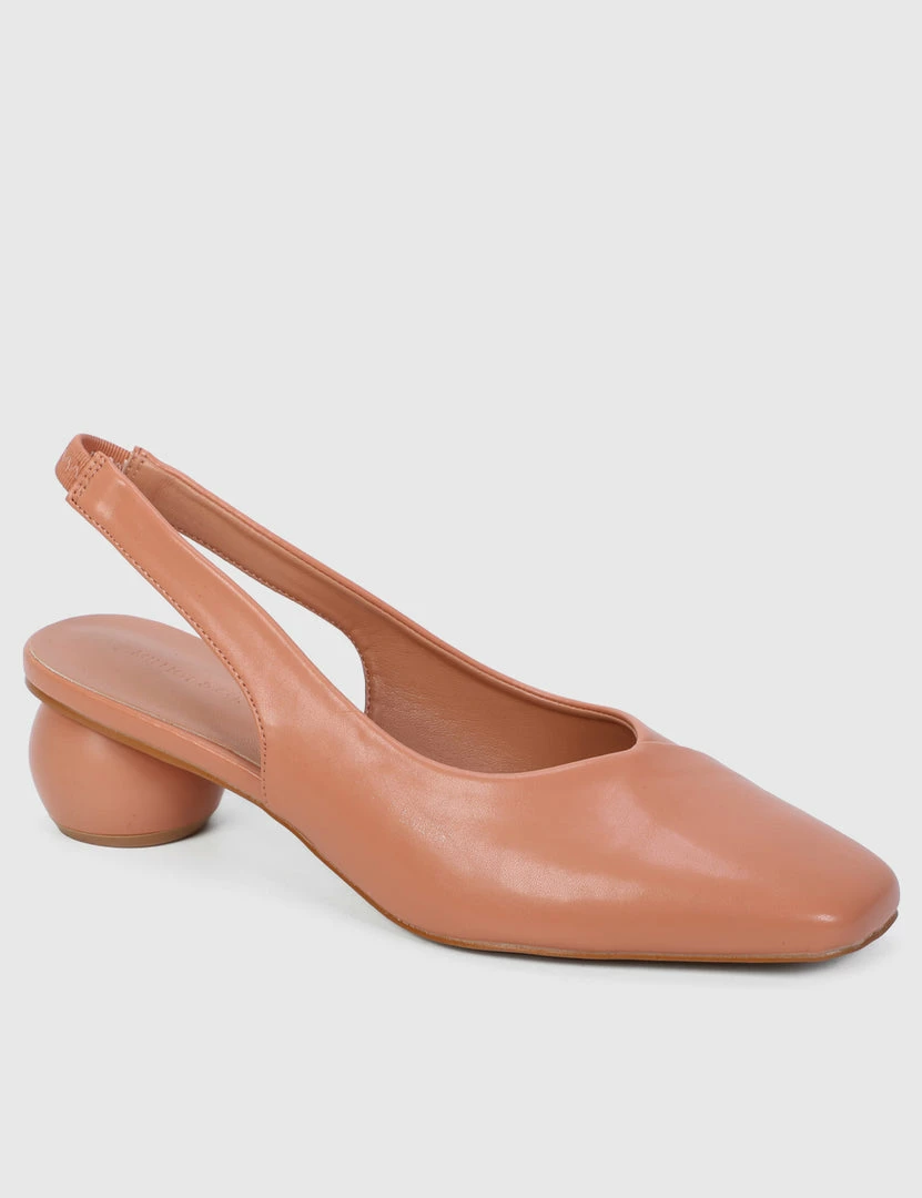 Milliotandco Earth Edit Jacklyn Square Toe Heels (Coral) Shoes