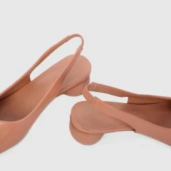 Milliotandco Earth Edit Jacklyn Square Toe Heels (Coral) Shoes