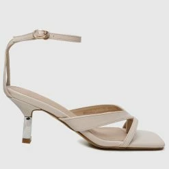 Milliotandco Shoes Beautiful Thong Heels (White)