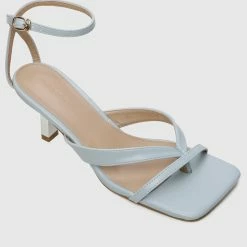 Milliotandco Beautiful Thong Heels (Sky Blue)