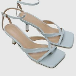 Milliotandco Beautiful Thong Heels (Sky Blue)
