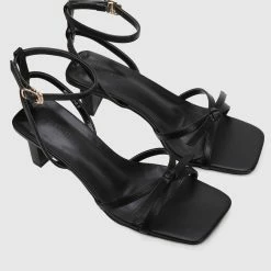 Milliotandco Shoes Tea Time Criss Cross Heels (Black)