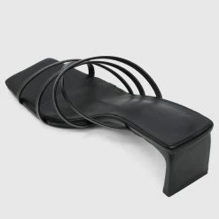 Milliotandco Shoes Kill'em Criss Cross Heels (Black)