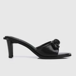 Milliotandco Disney Snow White Fairest Of'Em All Bow Heels Open Toe Heels (Black)