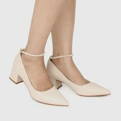 Milliotandco Disney Belle Bibliophile Classic Pump Heels (White) Shoes