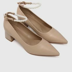 Milliotandco Disney Belle Bibliophile Classic Pump Heels Pointed Toe Heels (Nude) Shoes