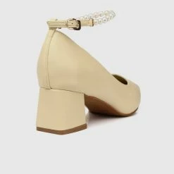 Milliotandco Disney Belle Bibliophile Classic Pump Heels Pointed Toe Heels (Yellow)