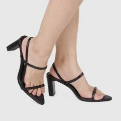 Milliotandco Nurita Harith Hasha Pointed Toe Heels (Black)