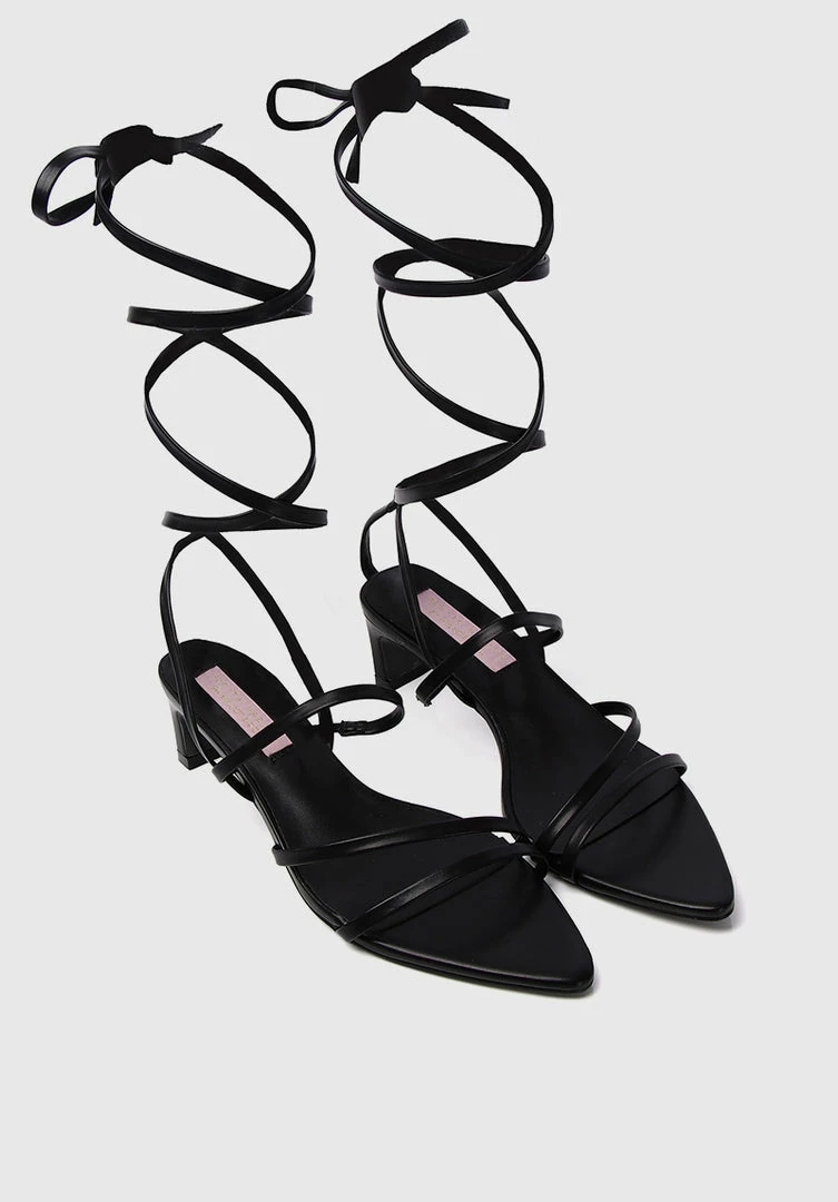 Milliot & Co Shoes Nurita Harith Hazel Pointed Toe Heels (Black)