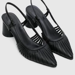 Milliotandco Shoes Tower Pointed Toe Heels (Black)