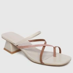 Milliotandco Shoes Aislinn Toe Ring Heels (White)