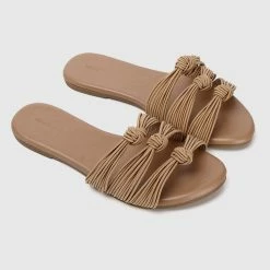 Milliotandco Jelissa Open Toe Sandals & Flip Flops (Burlywood)