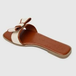 Milliot & Co Disney Minnie Be Free Open Toe Sandals & Flip Flops (Russet) Shoes