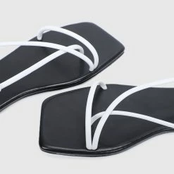 Milliotandco Shoes Charlotte Open Toe Sandals & Flip Flops (White)