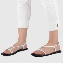 Milliotandco Shoes Charlotte Open Toe Sandals & Flip Flops (White)