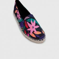 Milliotandco Miriam Omar X Milliot & Co. Others Slip Ons & Espadrilles (Black)