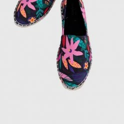 Milliotandco Miriam Omar X Milliot & Co. Others Slip Ons & Espadrilles (Black)