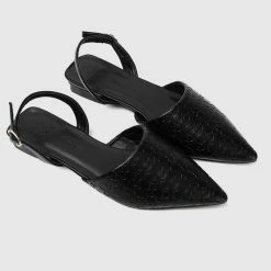 Milliot & Co Disney Mickey Magnificent Pointed Toe Slip Ons & Espadrilles (Black) Shoes