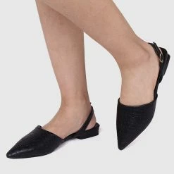 Milliot & Co Disney Mickey Magnificent Pointed Toe Slip Ons & Espadrilles (Black) Shoes