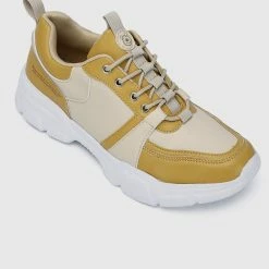 Milliotandco WTP Hundred Acre Wood Rounded Toe Male Sneakers (Yellow)