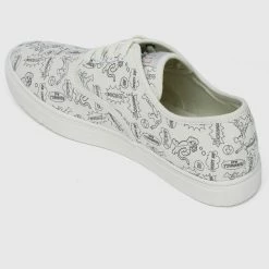 Milliotandco WTP New Adventure Rounded Toe Male Sneakers (White)