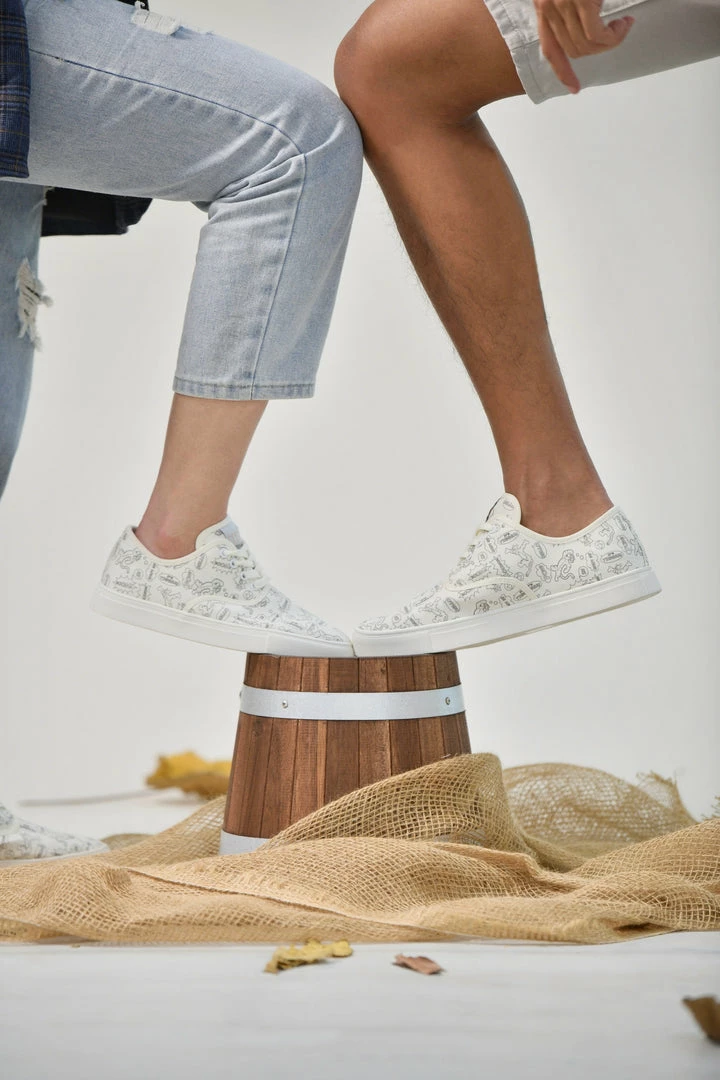 Milliotandco WTP New Adventure Rounded Toe Male Sneakers (White)