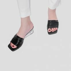 Milliotandco Shoes Abilene Open Toe Wedges (Black)