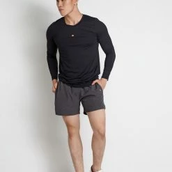 Milliotandco Badr Men Shorts (Iron) Activewear