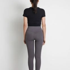 Milliotandco Elian Women Short Sleeves (Black) Activewear