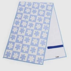 Milliotandco Flower In Checks Printing Sports Towel (Royal Blue)