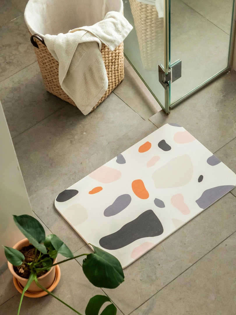 Milliotandco Mosaic Print Diatomite Bath Mat (White)