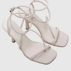 Milliotandco Shoes Darby Toe Ring Heels (White)