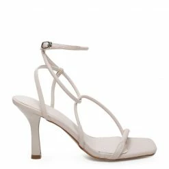 Milliotandco Shoes Darby Toe Ring Heels (White)