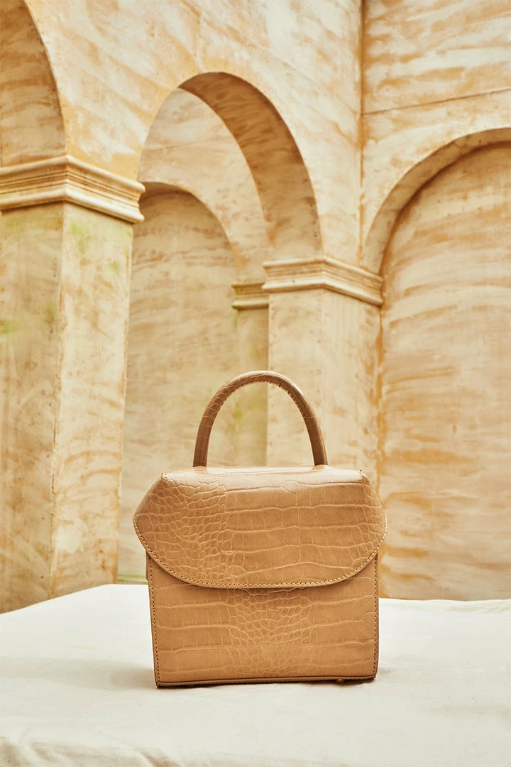 Milliotandco Nurita Harith Nihira Sling Bag (Nude)