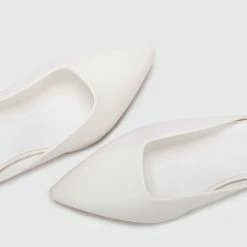 Milliot & Co Shoes Valencia Pointed Toe Ballerina & Flats (White)