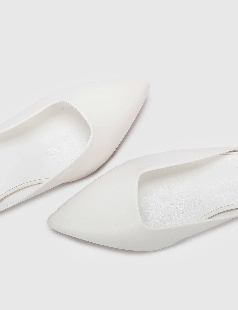 Milliot & Co Shoes Valencia Pointed Toe Ballerina & Flats (White)